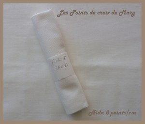 t12-aida-8-points-ecru